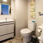 Apartament Guesth4u - Front