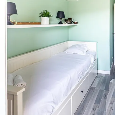 Apartament Guesth4u - Front