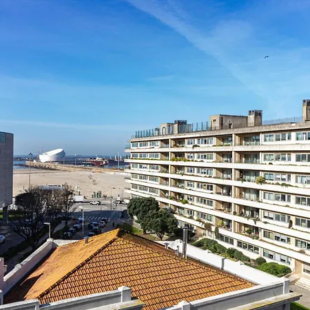 Guesth4u - Front Matosinhos (Porto)